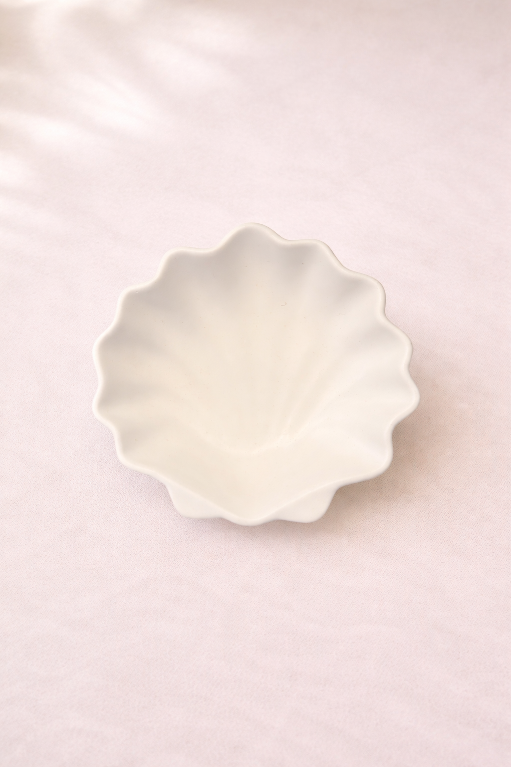 Scallop Shell Cast Stone Vase