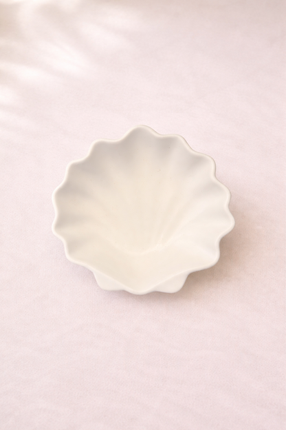 Scallop Shell Cast Stone Vase